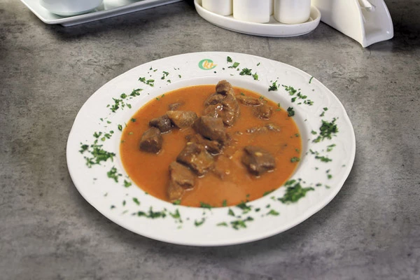 PAPRIKAŠ OD DIVLJAČI